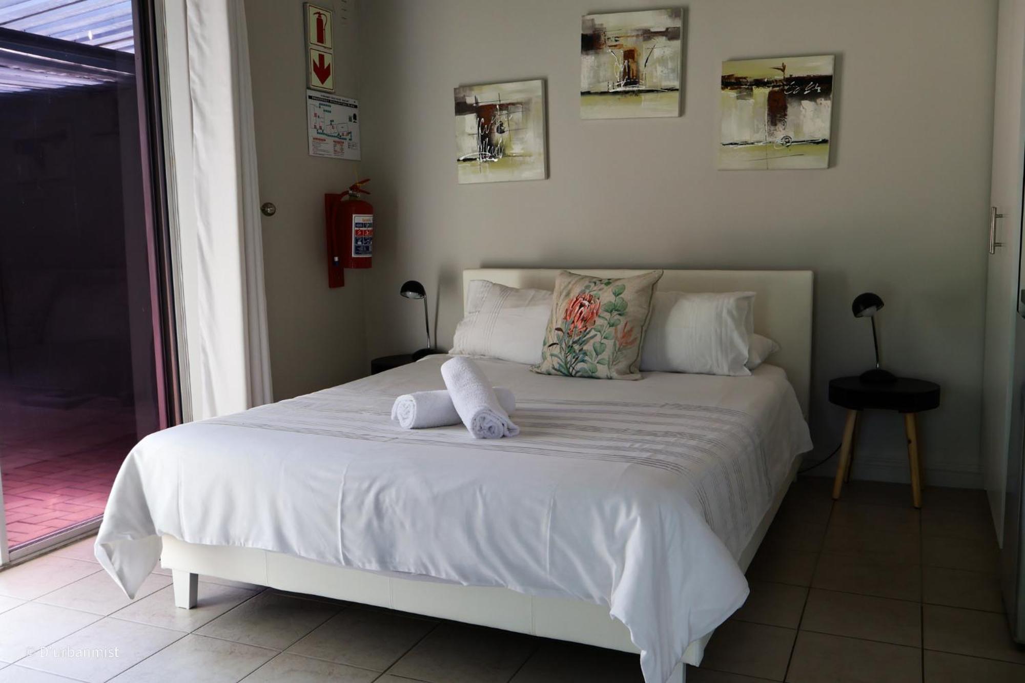 D'Urbanmist Self-Catering Guest House Durbanville Ngoại thất bức ảnh
